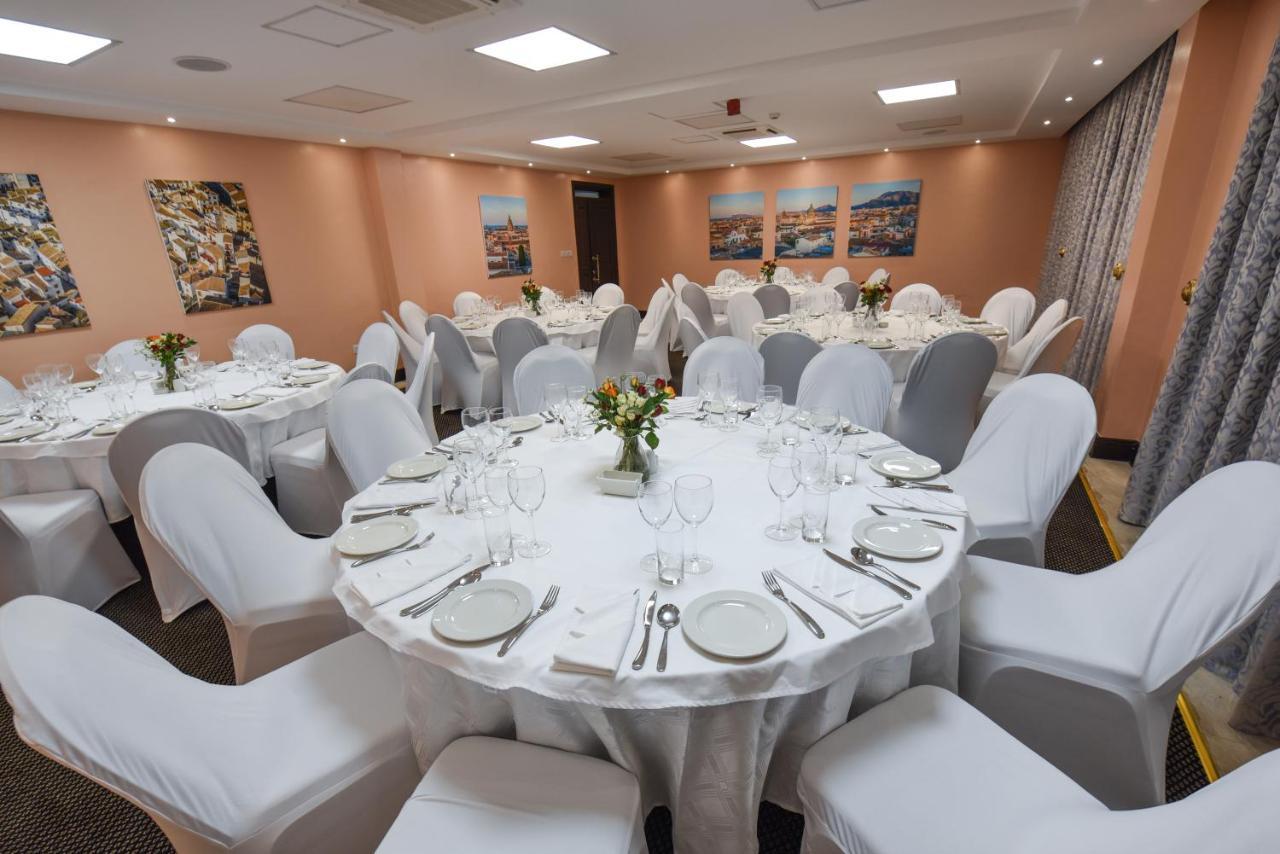 Casa Solada Hotel Kampala Zewnętrze zdjęcie