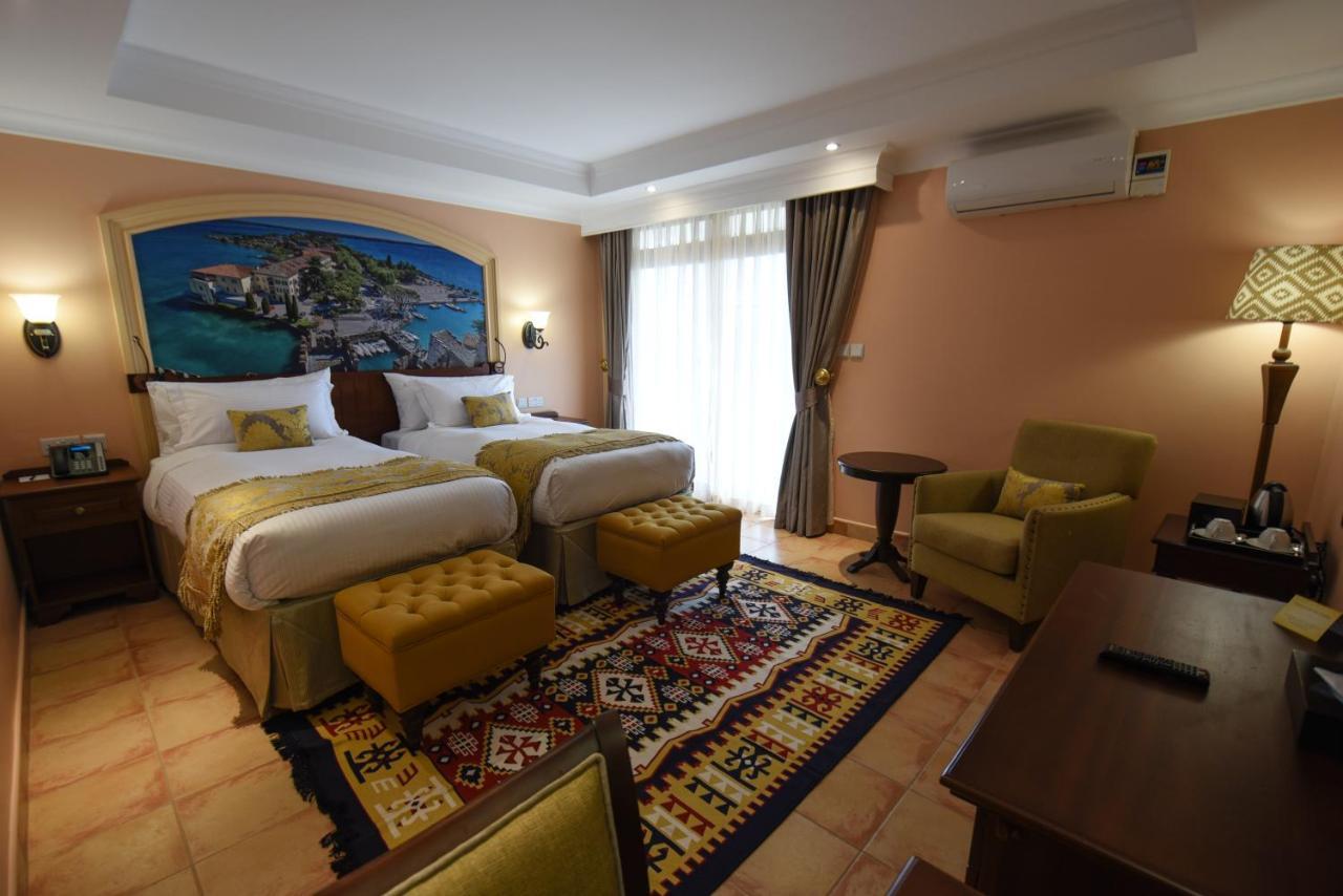 Casa Solada Hotel Kampala Zewnętrze zdjęcie