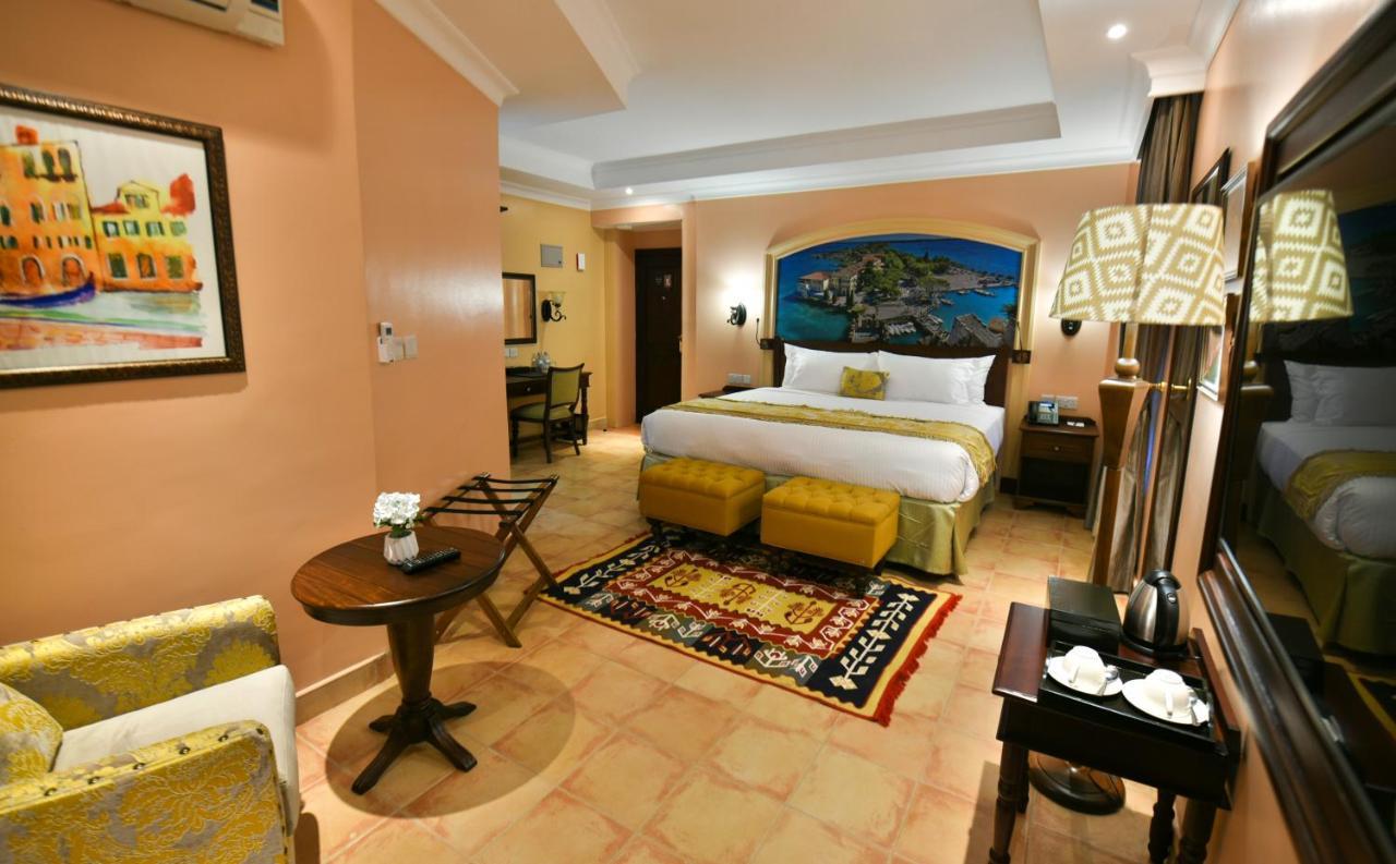 Casa Solada Hotel Kampala Zewnętrze zdjęcie
