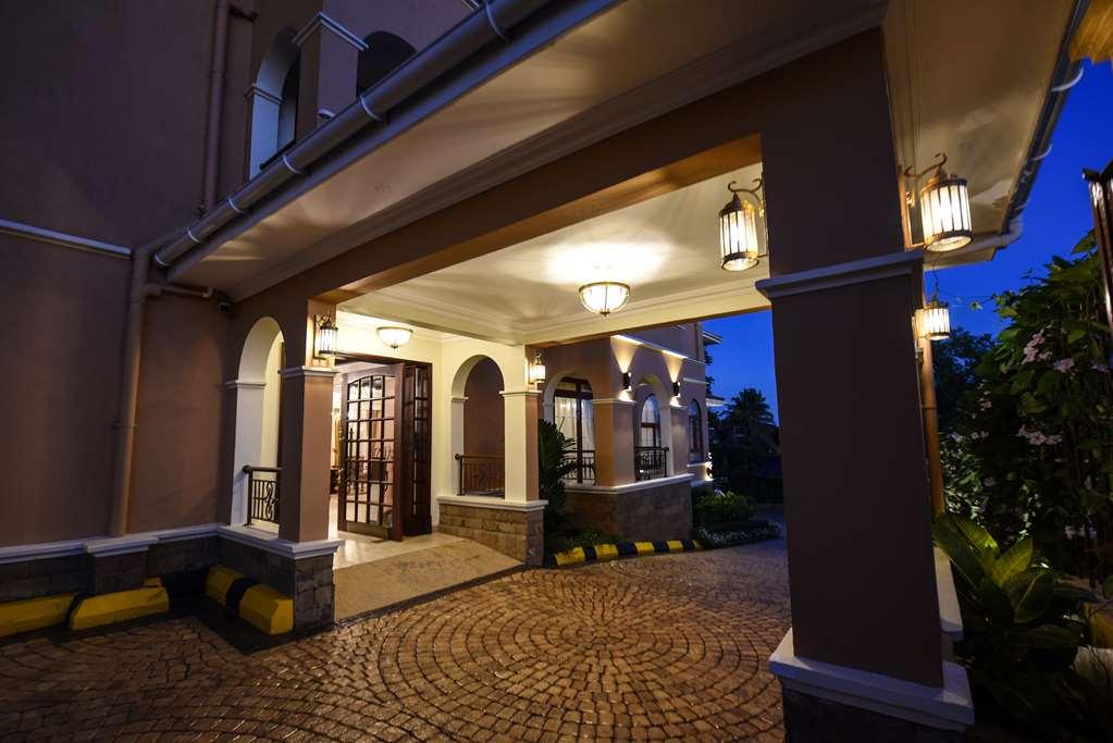 Casa Solada Hotel Kampala Zewnętrze zdjęcie